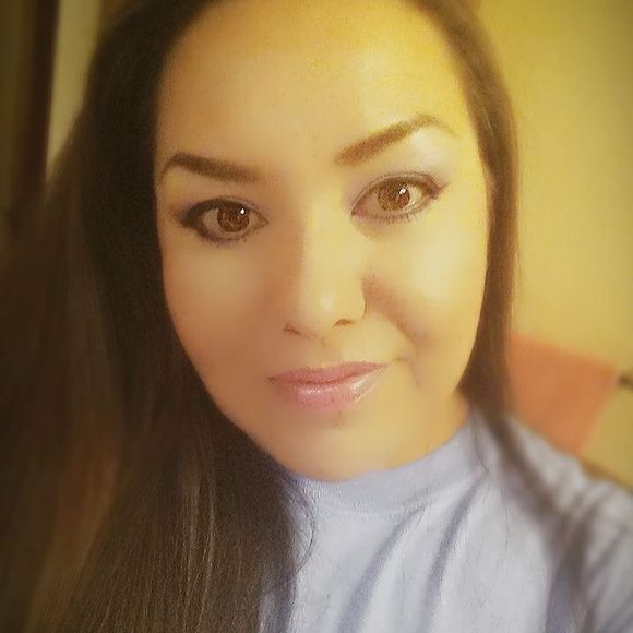 Meet the Posher Other - Meet your Posher, Christina